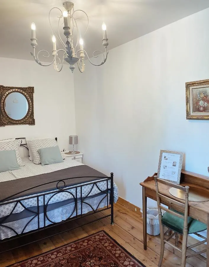 Ar Maen Gite Et Chambres D'Hotes Lanvollon